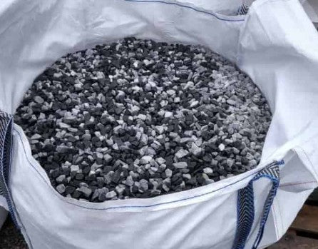 Black Ice Bulk Bag Decorative Stone Chippings 14-20mm 850kg