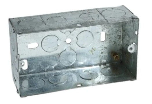 2G 35mm Metal Socket Box - Flush